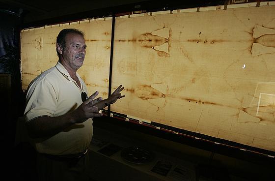 kpk7zb-19cshroud1large