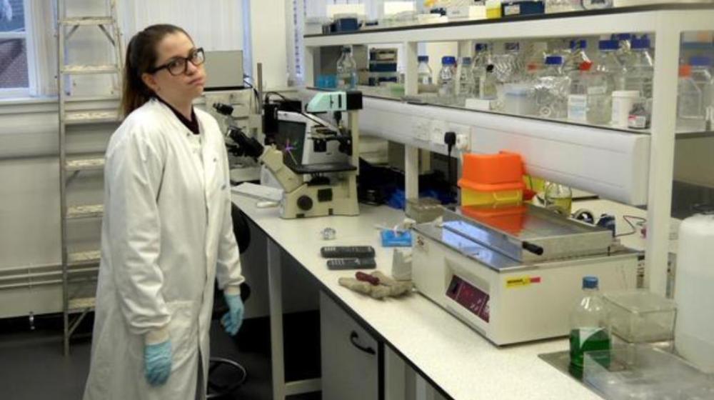 distractinglysexy-women-fight-sexism-in-science-1434132339